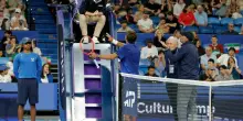 Australian Open, problemi intestinali nel match (perso) contro Fery: ma non pu&ograve; andare in bagno. Ecco perch&eacute; e cosa &egrave; successo