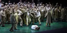 Teatro San Carlo, 10 minuti di applausi per la prima del ?Nabucco? di Giuseppe Verdi