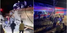 Scontro fra due treni in Andalusia, almeno 24 morti e 75 feriti: un convoglio &egrave; deragliato e ha colpito l'altro