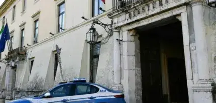 Caserta: rientrato in Italia latitante dal 2000, deve scontare 21 anni in carcere