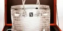 Vietnam, la miliardaria costretta a vendere le Birkin di Hermes (di coccodrillo) per ripagare frodi milionarie: quanto possono valere
