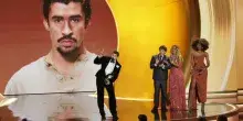 Grammy 2026, trionfo storico per Bad Bunny. I premiati e le proteste contro l'Ice degli artisti: &laquo;Nessuno &egrave; illegale in una terra rubata&raquo;
