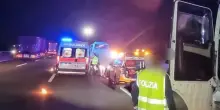 Attraversa a piedi di notte l'autostrada A1: travolto e ucciso da un'auto, chi era la vittima