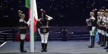 Il Reggimento Corazzieri dei Carabinieri e il Tricolore alla cerimonia di apertura delle Olimpiadi
