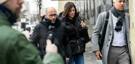 Jacques Moretti: &laquo;Chiedo scusa alle famiglie, nessun genitore dovrebbe vivere questa tragedia&raquo;. L'incontro con la mamma di due ferite