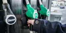 Benzina e diesel, ecco le regioni in cui costa meno il pieno (e per quale motivo): la classifica