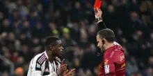 La Penna, chi &egrave; l'arbitro di Inter-Juve: il precedente di Frosinone-Palermo, le minacce di morte dopo il rosso a Kalulu