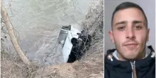 Alessandro Giannetti precipitato nel fiume, l'auto recuperata nell'Aniene. Ma il corpo del 31enne non si trova