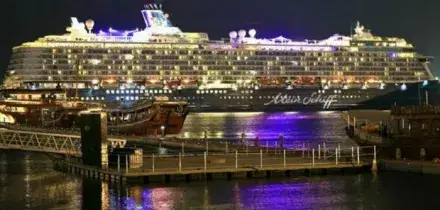 Dubai, italiani bloccati sulla nave da crociera: ecco il piano per il rientro di 1000 passeggeri