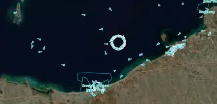 Iran, navi impazzite nel Golfo Persico per colpa del jamming: quei "cerchi" vicino alla centrale nucleare