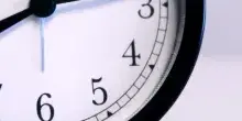 Ora legale 2026, quando arriva e come spostare le lancette. Ecco perch&eacute; il giorno non &egrave; mai lo stesso