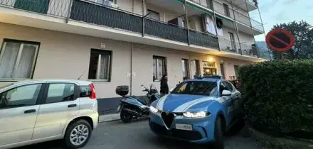 Maria Marchetti uccisa a coltellate nel suo appartamento a Genova, fermato uno dei figli: Fabio Fibrini aveva gli abiti sporchi di sangue