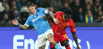 Napoli-Lecce, malore in campo per Banda: come sta il giocatore