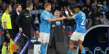Napoli-Lecce 2-1, De Bruyne entra e accende la luce