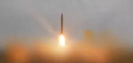 Missile Sejjil a combustibile solido: cos'&egrave; l'arma usata dall'Iran contro Israele, ha una gittata di 2.000 chilometri