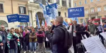 Roma, la protesta di Fondazioni lirico-sinfoniche d'Italia: in 400 in piazza
