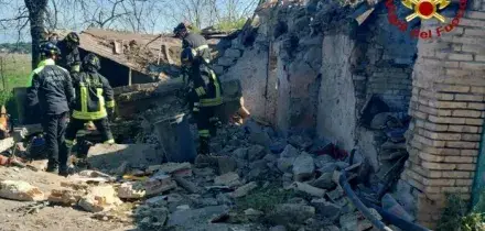 Parco degli Acquedotti a Roma, crolla il tetto di un casolare: morti un uomo e una donna