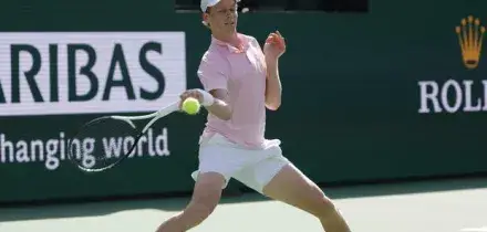 Sinner, oggi il debutto a Miami contro Dzumhur: orario e dove vedere il Masters 1000 in tv e streaming