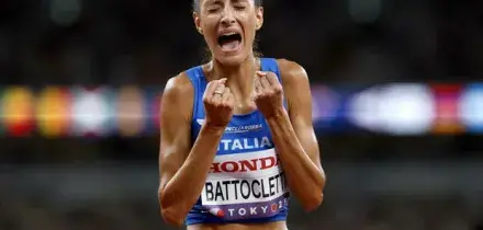 Nadia Battocletti trionfa nei 3000 metri ai Mondiali di atletica indoor. &Egrave; il secondo oro per l'Italia
