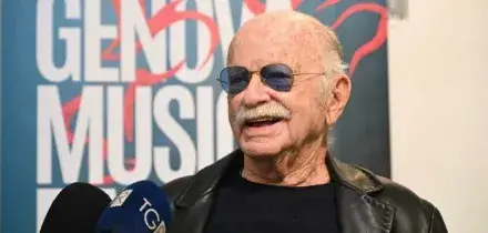 Gino Paoli morto, le polemiche e le gaffe celebri: dagli attacchi a Sanremo alla lite con Elodie. &laquo;I concorrenti dei talent? Li porterei al dopolavoro ferroviario&raquo;