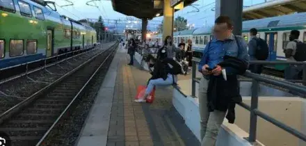 Pomezia, ragazzino investito da un treno: circolazione sospesa tra Napoli e Roma, ritardi