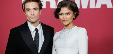 Amici 25, gli spoiler della seconda puntata: colpaccio di Maria De Filippi: arrivano Zendaya e Robert Pattinson. Tutti gli ospiti e gli eliminati di sabato 28 marzo