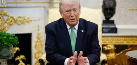 &laquo;Il ritiro dalla Nato? Ci sto pensando seriamente, i Paesi alleati per noi non ci sono mai stati&raquo;: l'ultima mossa di Trump