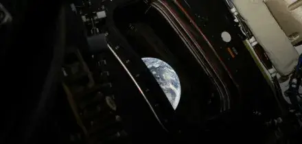 Artemis II, problemi allo scarico dei rifiuti del bagno. La Nasa: &laquo;Raggiunti i due terzi del viaggio verso la Luna&raquo;