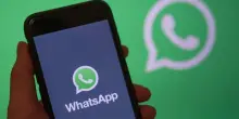 Whatsapp down, problemi sull'app. Segnalazioni anche per Instagram e Facebook