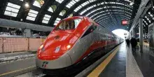 Roma-Firenze, stop a treni e Alta Velocit&agrave;: da mezzanotte (di oggi) fino alle 15 di domenica lavori e disagi