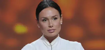 &laquo;Nicole Minetti graziata da Sergio Mattarella e Carlo Nordio per motivi umanitari: doveva scontare 3 anni e 11 mesi in carcere&raquo;