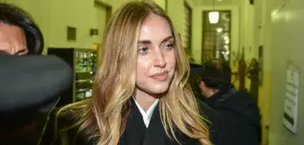 &laquo;Messaggi ingannevoli ma i follower non sono i seguaci di una setta&raquo;. Le motivazioni dietro il proscioglimento di Chiara Ferragni