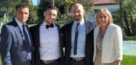 Patrizia Lamanuzzi, chi era la 54enne spinta dal marito gi&ugrave; dal balcone. La testimone: &laquo;L'ho sentita urlare&raquo;. I due figli, la coppia si stava separando