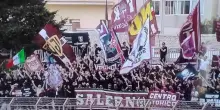 Salernitana, patto per i playoff: gli ultras incitano la squadra alla rifinitura