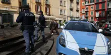 Armi a Napoli: due minori fermati con pistole replica dalla polizia