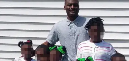 Shamar Elkins &egrave; il killer degli 8 bambini in Louisiana: il 31enne veterano dell'esercito ha ucciso i suoi figli e quelli della ex. Poi si &egrave; suicidato