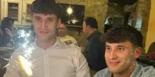 Francesco e Giacomo Fierloni, chi erano i gemelli di 23 anni morti folgorati. Uno ha cercato di salvare l'altro. Il pap&agrave; e lo zio hanno scoperto i corpi