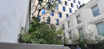 Essilux, deludono i conti: titolo gi&ugrave; del 5% in Borsa