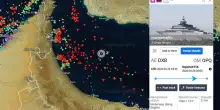 Maxi yacht di un oligarca russo (lungo 142 metri) attraversa Hormuz, il passaggio dalla rotta controllata dall'Iran