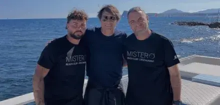 Relax per Antonio Conte a Monte di Procida dopo la vittoria con la Cremonese
