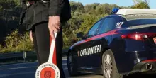 Bacoli, rissa per una ragazza contesa due minori accoltellati da un coetaneo