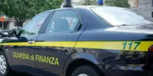 Agente della penitenziaria in viaggio con i narcos da Marano alla Calabria: il blitz e la denuncia