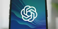 OpenAi fa un passo avanti verso il 2028: in arrivo "Agentic Phone", il primo smartphone senza applicazioni