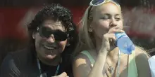Maradona &laquo;soffriva di disturbo bipolare&raquo;. La vedova Veronica attacca il neurochirurgo: &laquo;&Egrave; un assassino&raquo;