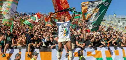 Serie B, Venezia promosso in Serie A. Frosinone e Monza si giocano la promozione diretta. Reggiana a un passo dalla retrocessione