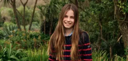 La principessa Charlotte compie 11 anni (e somiglia sempre pi&ugrave; a pap&agrave; William): la nuova foto condivisa da mamma Kate
