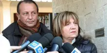 Garlasco, la famiglia Poggi: &laquo;Sempio &egrave; innocente. Chiara non gli avrebbe mai aperto in pigiama. Lui ossessionato? Non l'ha mai cercata&raquo;