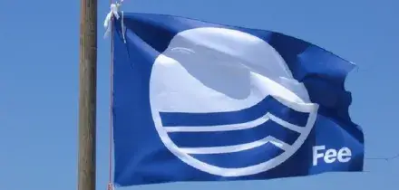 ?Bandiere Blu 2026, l'elenco completo: Sicilia e Sardegna fuori dalla top 5, escalation per il mare in Calabria. Tutte le nuove spiagge premiate