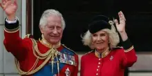 Re Carlo e Camilla dormono in camere separate? La scelta legata a motivi di salute del sovrano. Cosa sappiamo