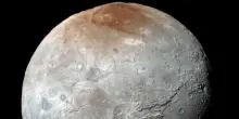 Oroscopo, Plutone retrogrado in Acquario distrugge certezze (e blocchi): il Sagittario spezza le catene, il Toro sotto pressione